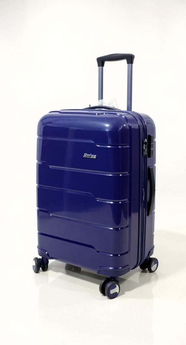 Swiss_SinglePiece_Lifestyle_Alt